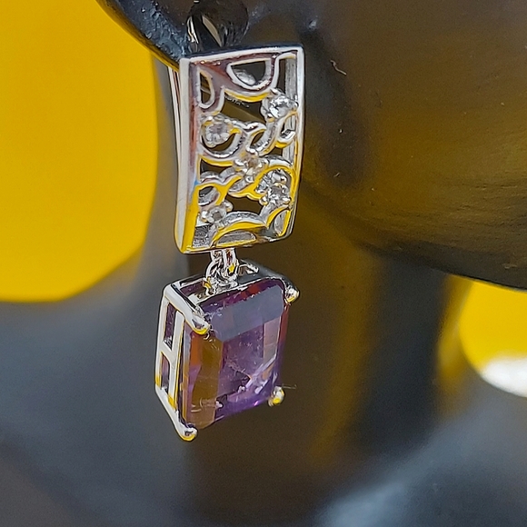 Natural Purple‎ Amethyst 10x8mm & White Topaz 925 Sterling Silver Earrings - Picture 4 of 8